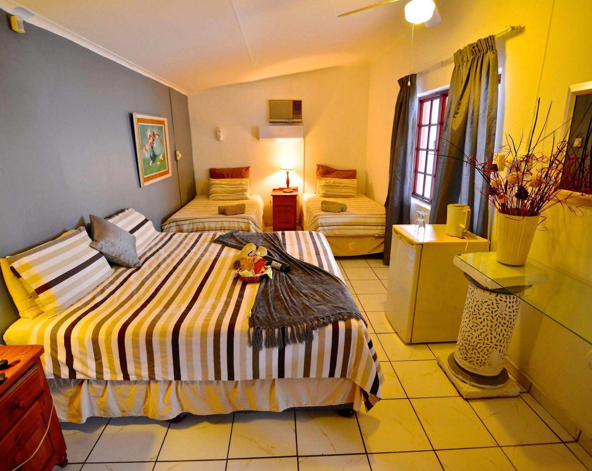 Lalamo Guesthouse 팔라보르와 외부 사진