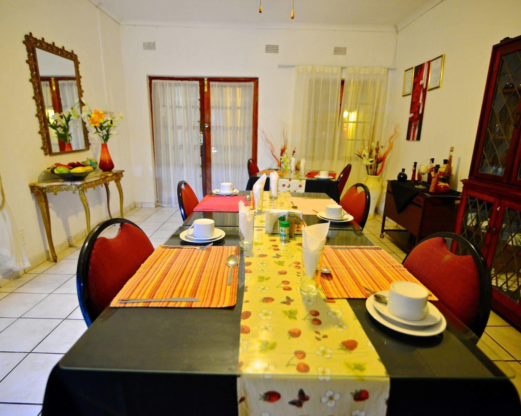 Lalamo Guesthouse 팔라보르와 외부 사진